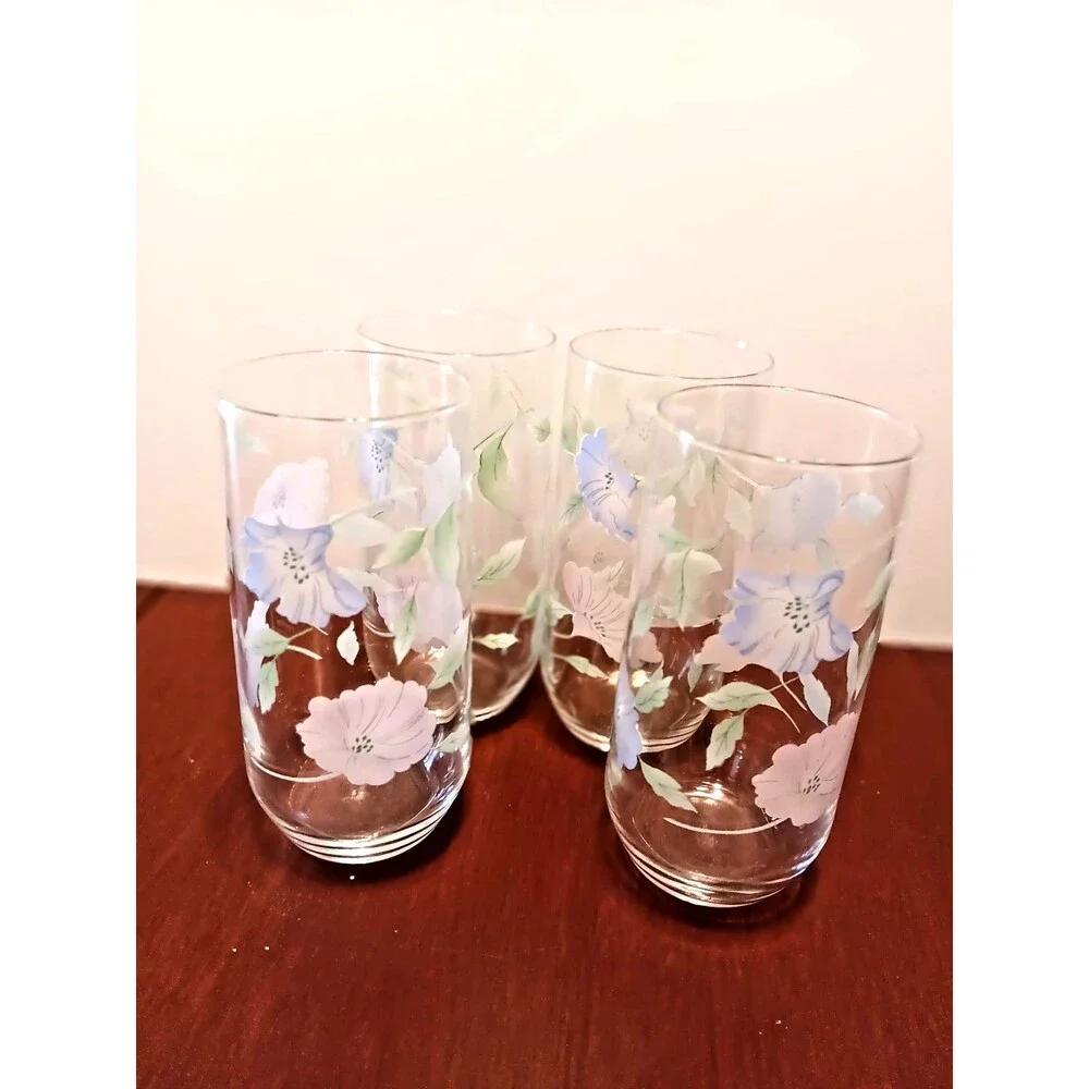 Vintage Set of 4 Floral 14 oz Drinking Glasses Blue Pink Flower Tumblers